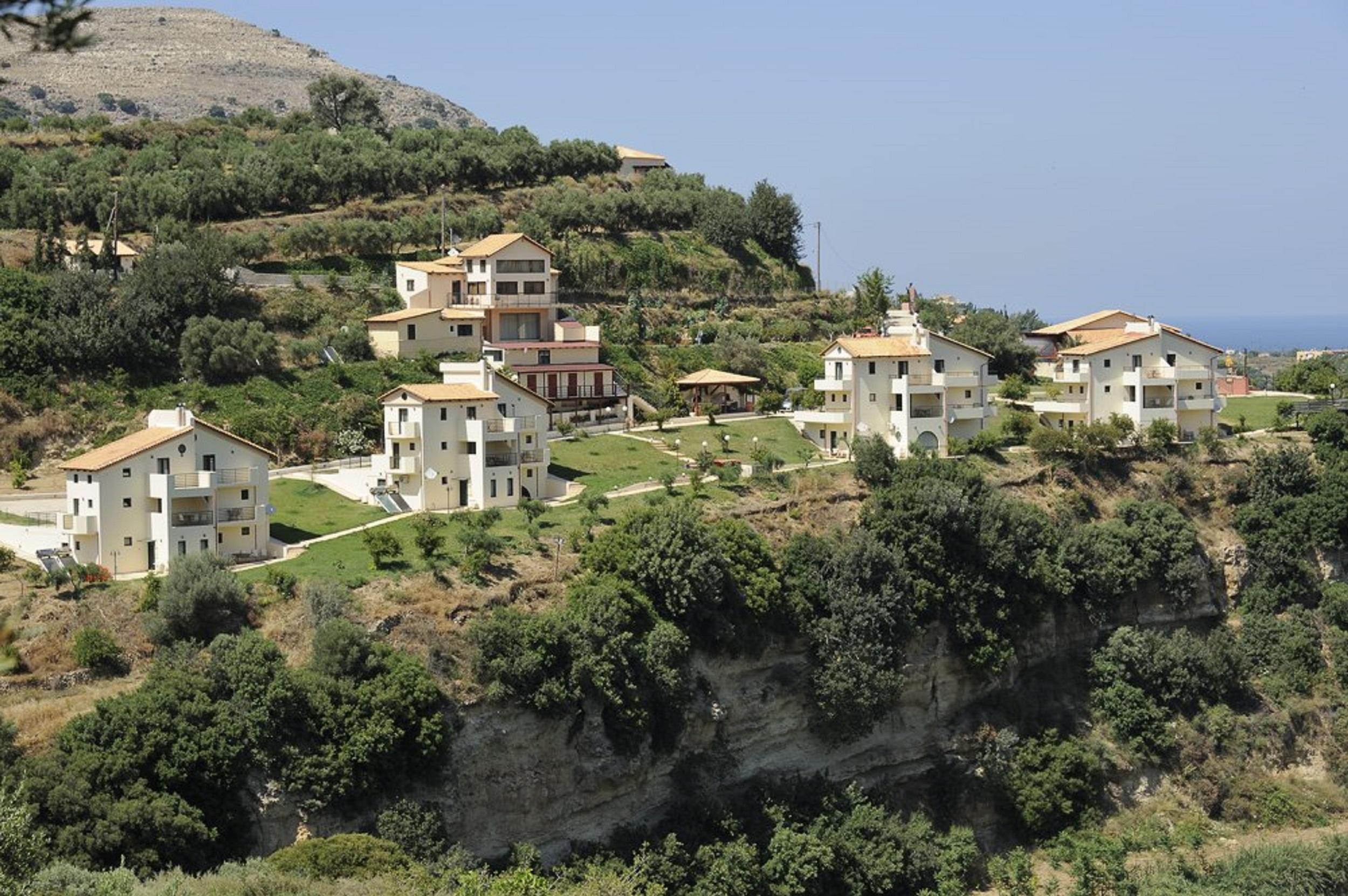 Aparthotel Estate Kares Tílisos Exterior foto
